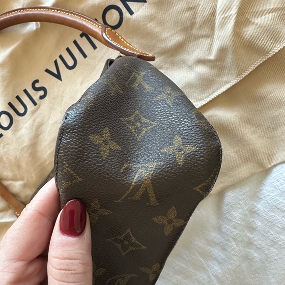 Looping Handbag Monogram Canvas Mini - Picture 12 of 13